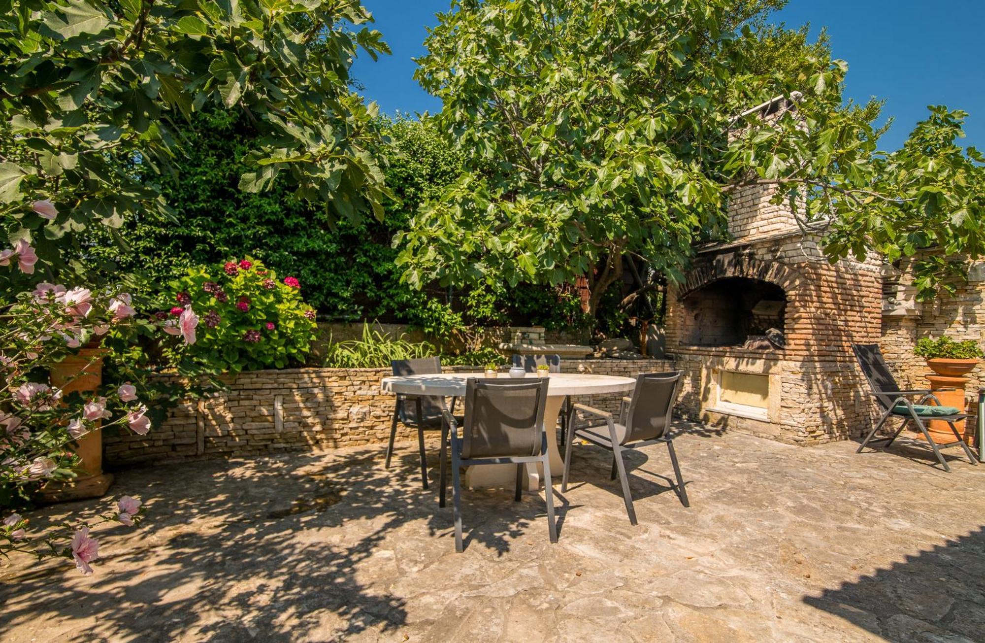 Apartments Stella & Luna Krk Town Εξωτερικό φωτογραφία