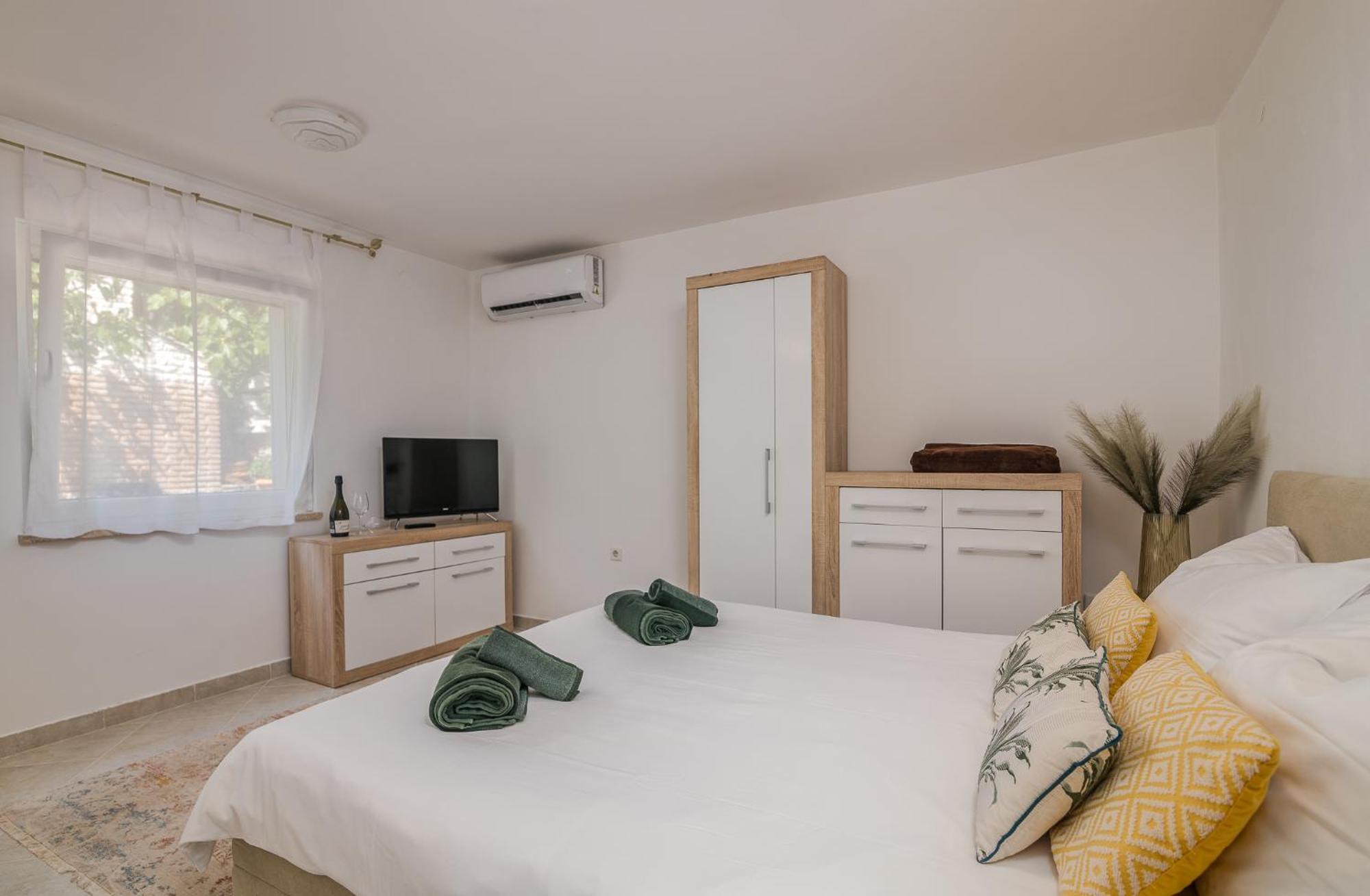 Apartments Stella & Luna Krk Town Εξωτερικό φωτογραφία