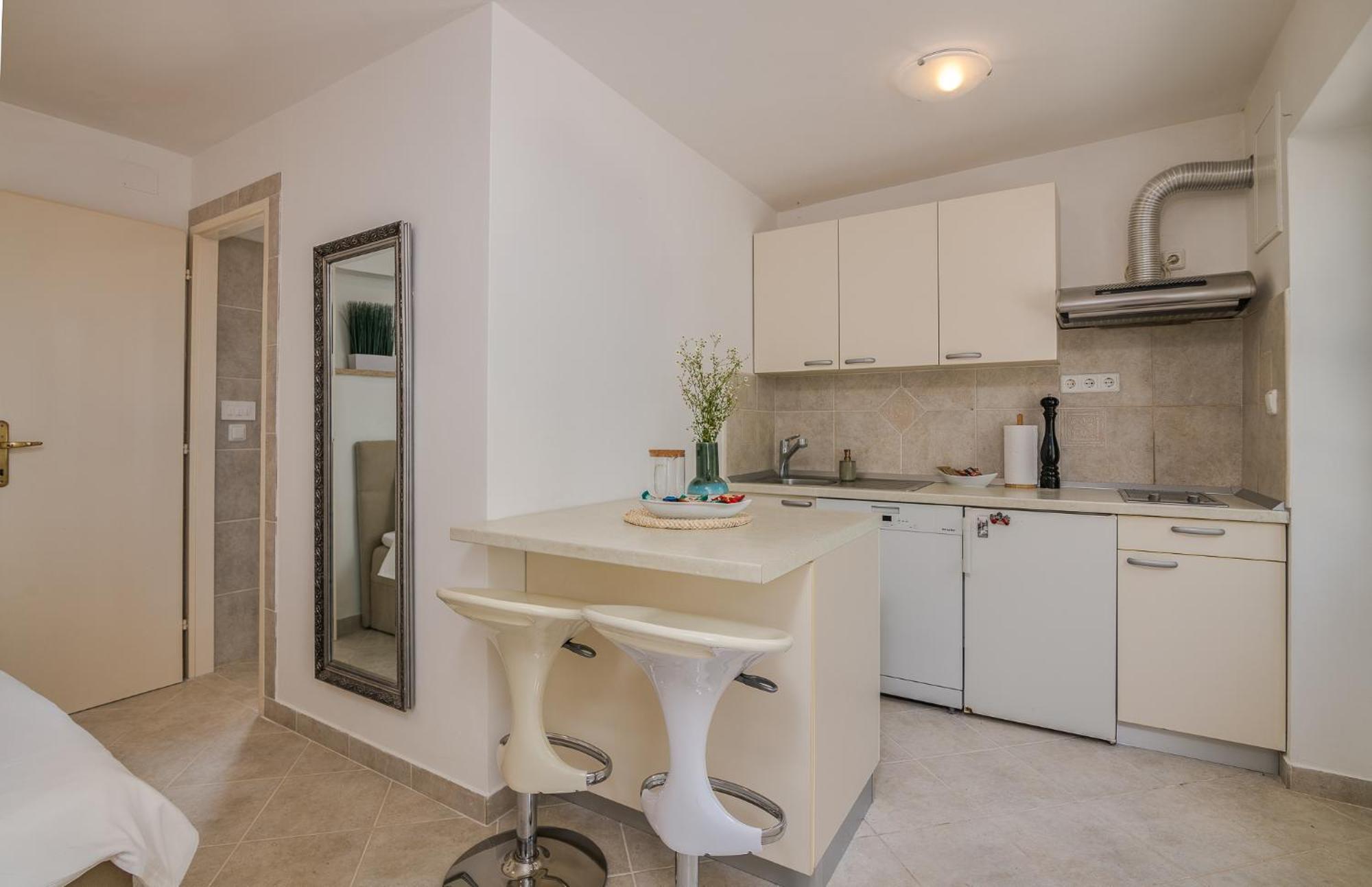 Apartments Stella & Luna Krk Town Εξωτερικό φωτογραφία